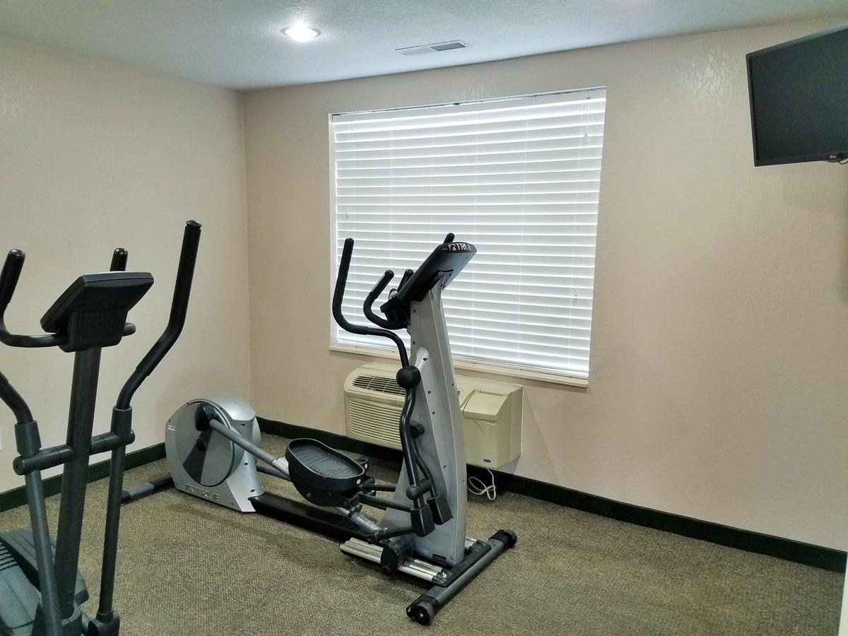 Oak Hill Inn & Suites Canton Ngoại thất bức ảnh